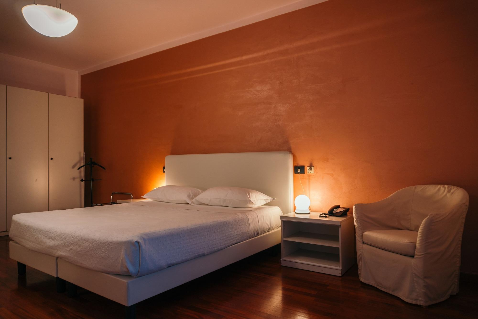 Residence Hotel Torino Uno Zewnętrze zdjęcie