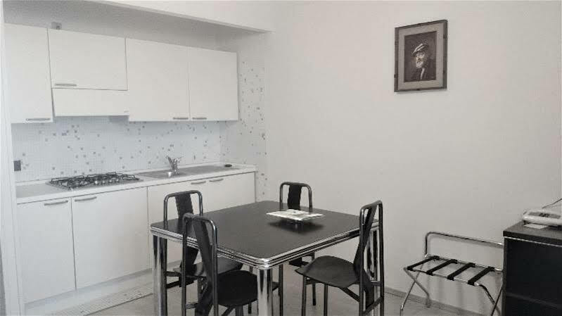 Residence Hotel Torino Uno Zewnętrze zdjęcie